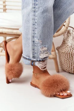 Skórzane Klapki Z Futerkiem Camel Love You So