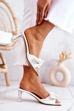 Skórzane Klapki Z Kokardą Białe Rosalee