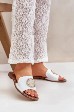 Skórzane Klapki Z Ozdobą Na Płaskim Obcasie Zazoo 3047/O Białe