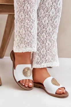 Skórzane Klapki Z Ozdobą Na Płaskim Obcasie Zazoo 3047/O Białe