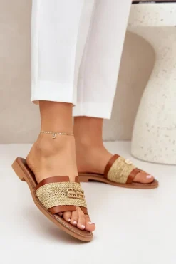 Skórzane Klapki Z Ozdobnym Detalem I Plecionką Zazoo 40426 Brązowe