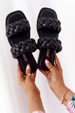 Skórzane Klapki Z Plecionką Czarne Love On Top
