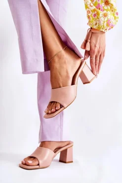 Skórzane Klasyczne Klapki Na Obcasie Nude Talena