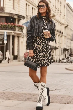 Skórzane Kozaki Glany Sznurowane Z Suwakiem Białe Zoraida