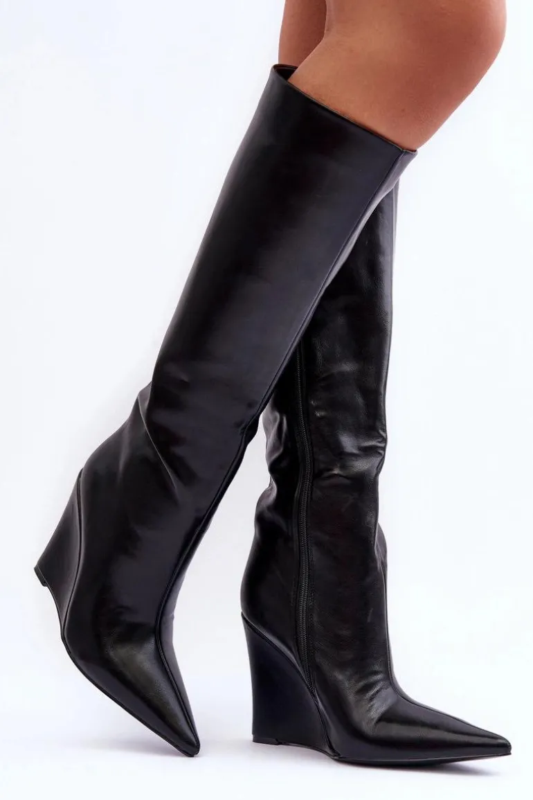 Skórzane Kozaki Na Koturnie Czarne Delinn