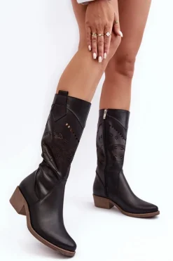 Skórzane Kozaki Z Ażurowym Wzorem Czarne Sierra