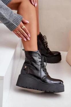 Skórzane Lakierowane Botki Na Platformie I Koturnie Maciejka 06762-01 Czarne
