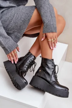 Skórzane Lakierowane Botki Na Platformie I Koturnie Maciejka 06762-01 Czarne