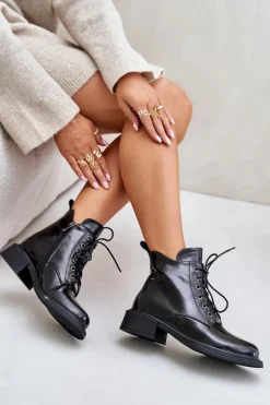 Skórzane Lakierowane Botki Z Ociepleniem Czarne Bellani