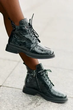 Skórzane Lakierowane Botki Damskie Ocieplane Na Zamek D&A LZ42-042 Ciemnozielone