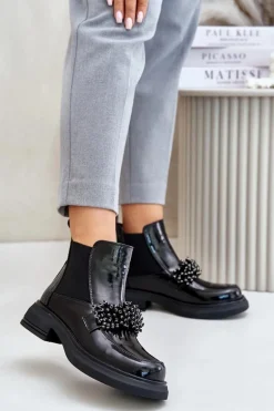 Skórzane Lakierowane Botki Z Ozdobą Wsuwane Ocieplane Czarne Solimav