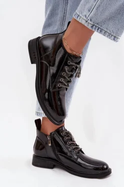 Skórzane Lakierowane Botki Damskie Z Ozdobnym Sznurowaniem D&A MR52-124 Czarne