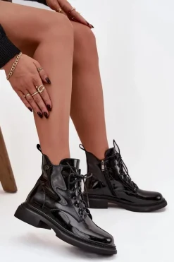 Skórzane Lakierowane Botki Ocieplane Czarne Gisella
