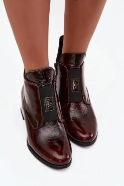 Skórzane Lakierowane Botki Na Klocku Z Ozdobnym Detalem Ocieplane Zazoo 60560 Ciemnobrązowe