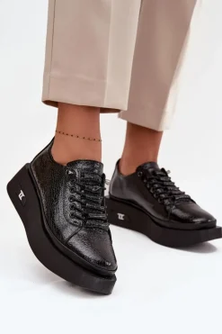 Skórzane Lakierowane Półbuty Damskie Na Platformie Artiker 57C2041 Czarne