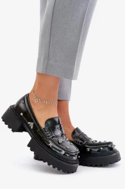 Skórzane Lakierowane Półbuty Damskie Z Ozdobami D&A MR880-103 Czarne