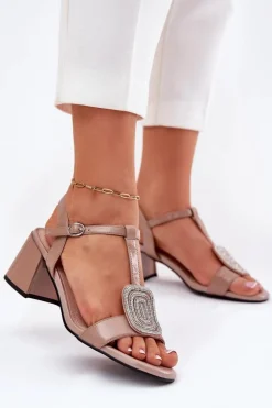 Skórzane Lakierowane Sandały Damskie Na Słupku Z Ozdobą Vinceza 91134 Beżowe