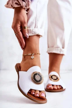 Skórzane Modne Klapki Lewski Shoes 3132/O Białe