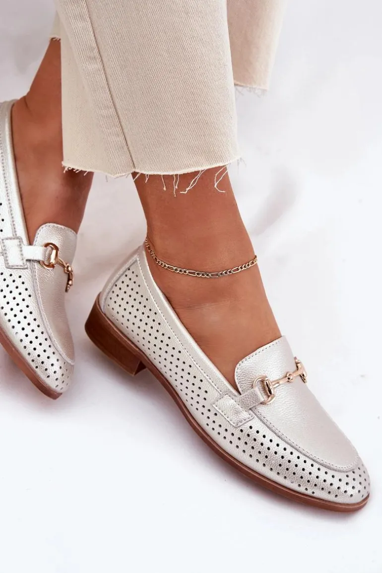 Skórzane Mokasyny Damskie Z Ozdobą Na Płaskim Obcasie S.Barski LR51-594 Srebrne