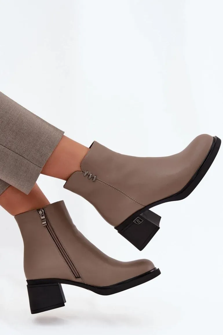 Skórzane Ocieplane Botki Damskie Na Klocku Vinceza 91159 Ciemnobeżowe