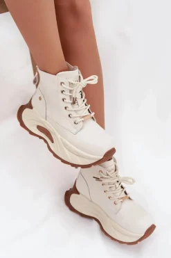 Skórzane Ocieplane Botki Damskie Na Platformie GOE SS2N4300 Jasnobeżowe