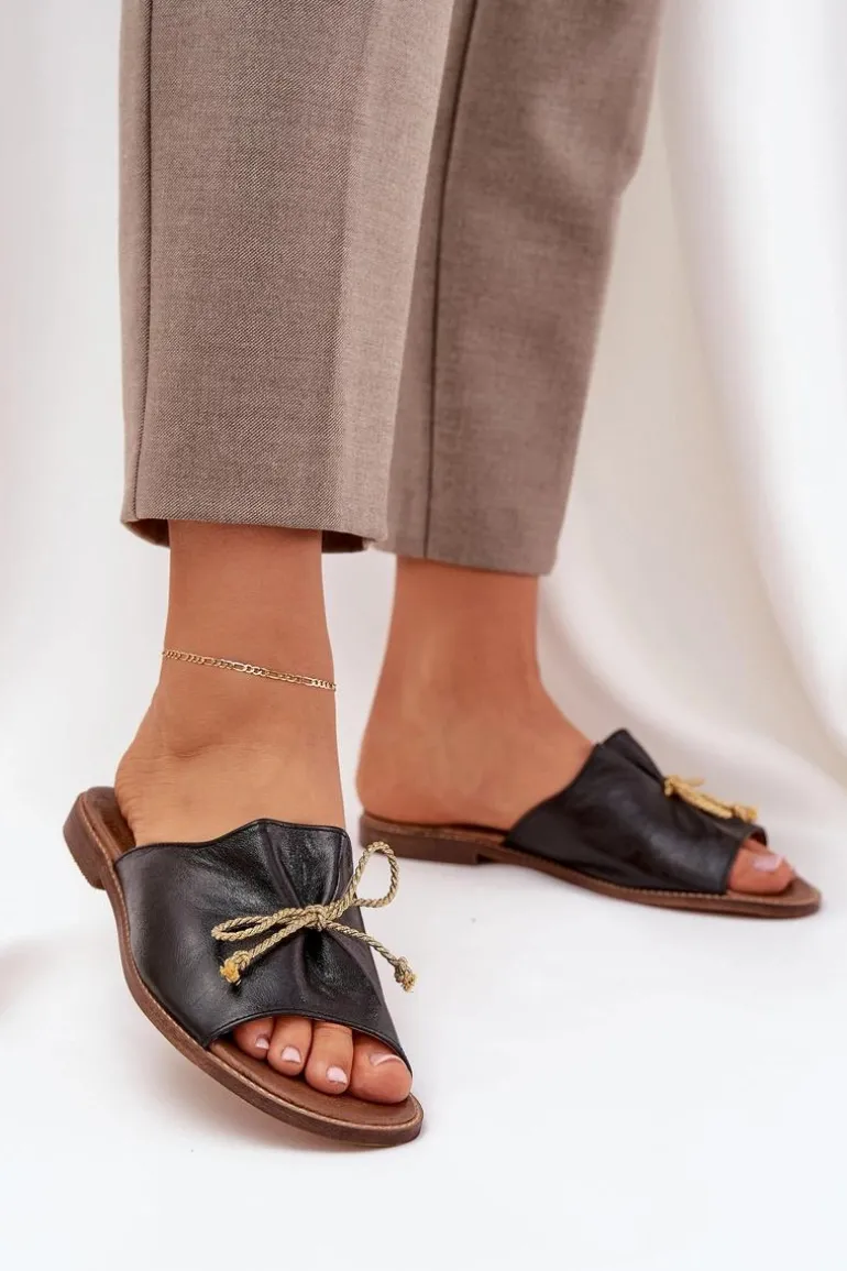 Skórzane Płaskie Eleganckie Klapki Z Kokardką Lewski 3572 Czarne