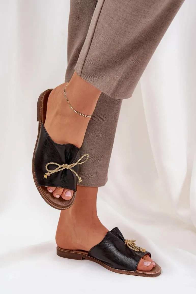 Skórzane Płaskie Eleganckie Klapki Z Kokardką Lewski 3572 Czarne