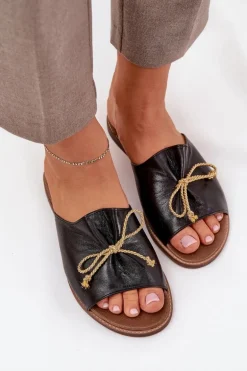 Skórzane Płaskie Eleganckie Klapki Z Kokardką Lewski 3572 Czarne