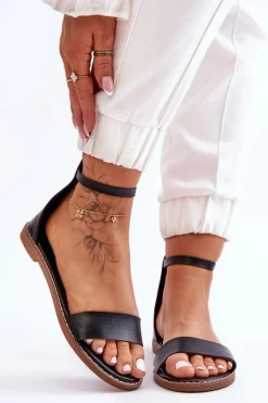 Skórzane Płaskie Sandały Na Zamek Czarne Millou