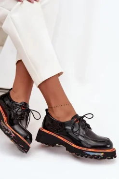 Skórzane Półbuty Damskie Lakierowane Artiker 57C0176 Czarne