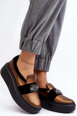 Skórzane Półbuty Damskie Na Platformie Z Ozdobą Laura Messi 2697/744-300 Złote