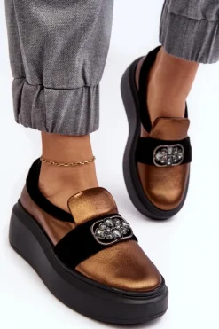 Skórzane Półbuty Damskie Na Platformie Z Ozdobą Laura Messi 2697/744-300 Złote