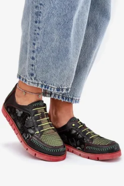 Skórzane Półbuty Damskie Wzorzyste Maciejka 06784-20 Czarne