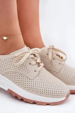 Skórzane Półbuty Damskie Z Przypinką Artiker 54C1811 Beżowe