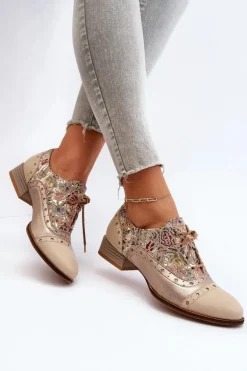 Skórzane Półbuty Damskie Ze Zdobioną Cholewką Maciejka 06408-04 Beżowe