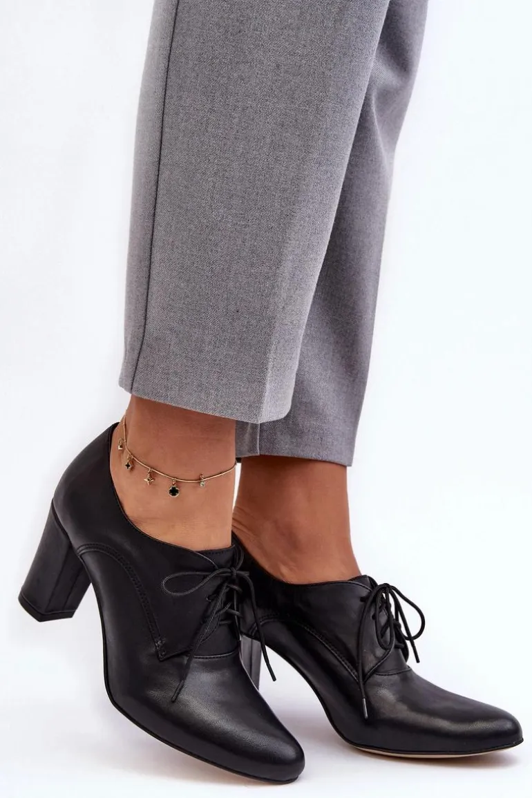 Skórzane Półbuty Na Obcasie Czarne Mavitte