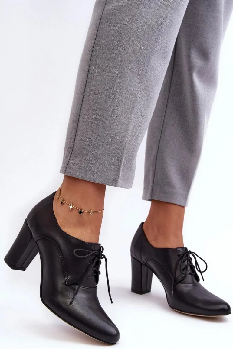 Skórzane Półbuty Na Obcasie Czarne Mavitte