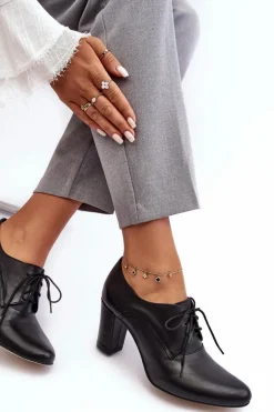 Skórzane Półbuty Na Obcasie Czarne Mavitte