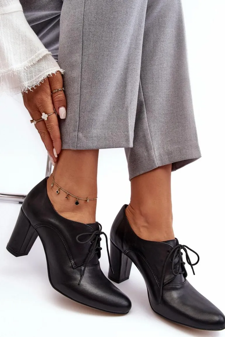 Skórzane Półbuty Na Obcasie Czarne Mavitte