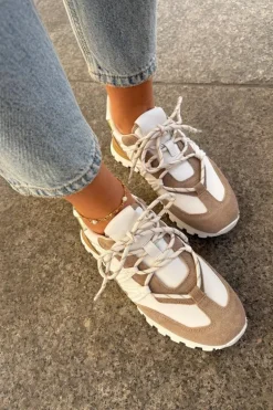 Skórzane Półbuty Sneakersy Damskie Artiker 56C1738 Beżowo-Złote