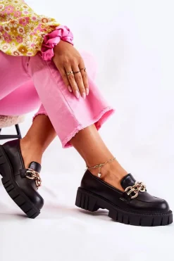 Skórzane Półbuty Z Ozdobnym Łańcuchem Czarne Carmine