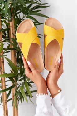 Skórzane Profilowane Klapki Big Star HH274596 Żółte