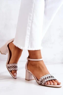 Skórzane Sandałki Ażurowe Lewski 2869/2 Perłowy Beż