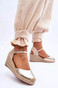Skórzane Sandałki Espadryle Na Koturnie Złote Cammer