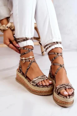 Skórzane Sandałki Espadryle Na Koturnie Beżowo-Brązowe Shanny