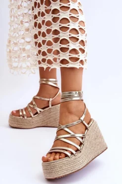 Skórzane Sandałki Na Koturnie Złote Margaritt