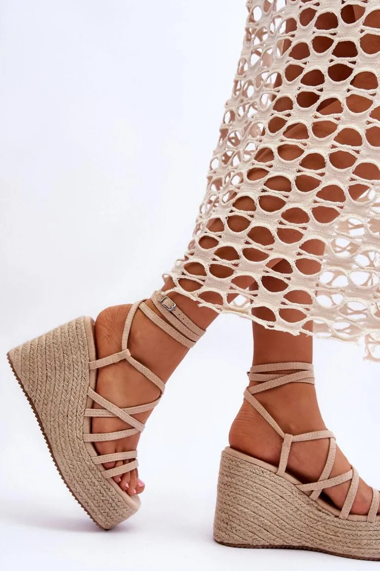 Skórzane Sandałki Na Koturnie Beżowe Margaritt