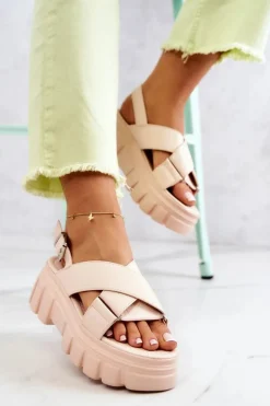 Skórzane Sandałki Na Platformie Jasnobeżowe Betti