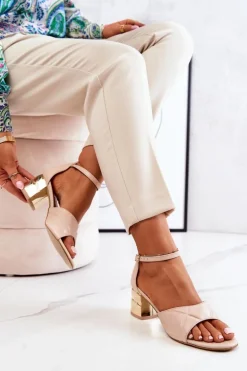 Skórzane Sandałki Na Słupku Lewski 3027 Beżowe