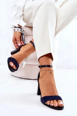 Skórzane Sandałki Na Słupku Czarno-Granatowe Lorene